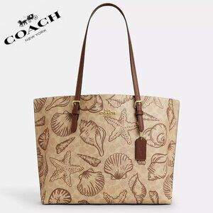 ❤️🐚 Mollie Tote Bag In Signature Canvas With Shell Print